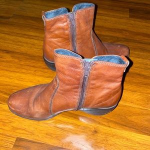 Fluchos Brown Leather Boots